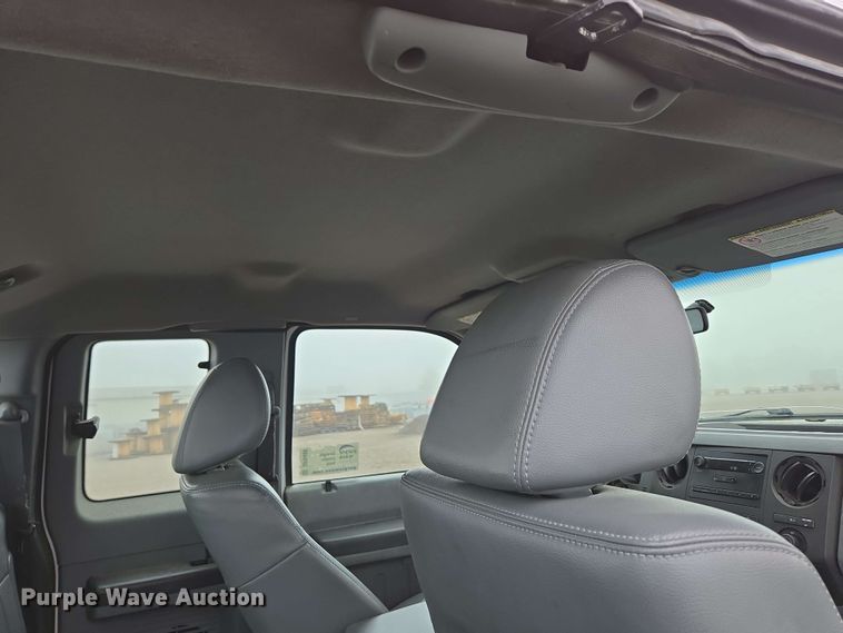 image for item DP6408 2011 Ford F250 Super Duty utility bed pickup truck