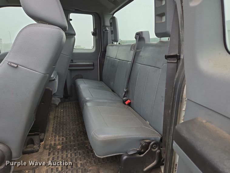 image for item DP6408 2011 Ford F250 Super Duty utility bed pickup truck