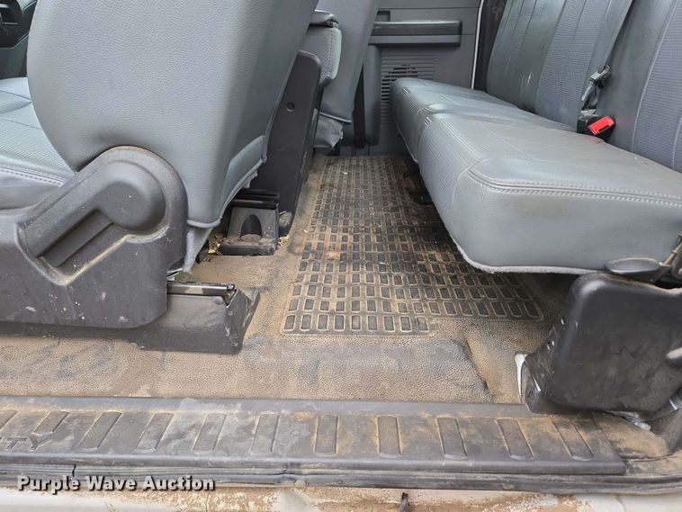 image for item DP6408 2011 Ford F250 Super Duty utility bed pickup truck