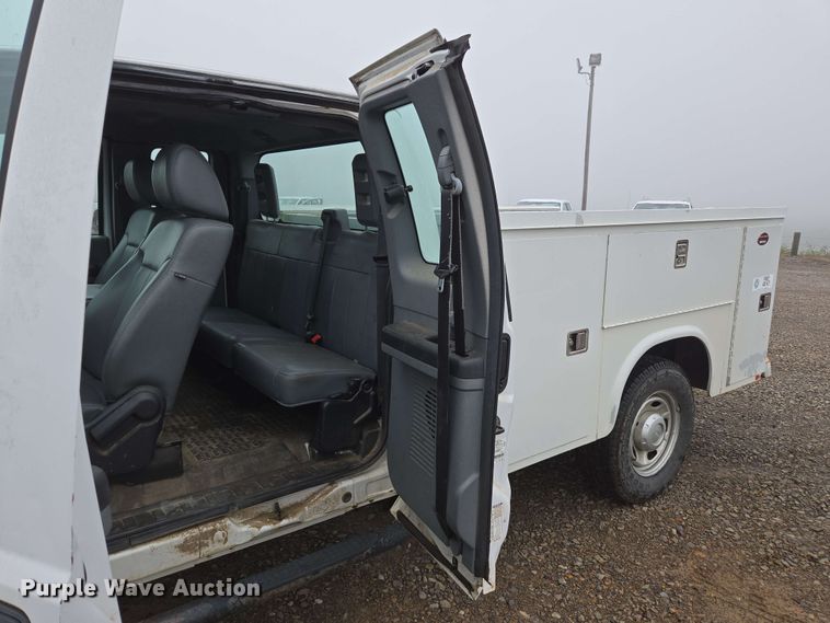 image for item DP6408 2011 Ford F250 Super Duty utility bed pickup truck