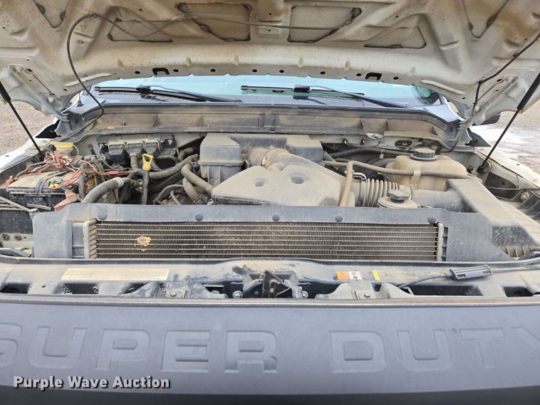 image for item DP6408 2011 Ford F250 Super Duty utility bed pickup truck