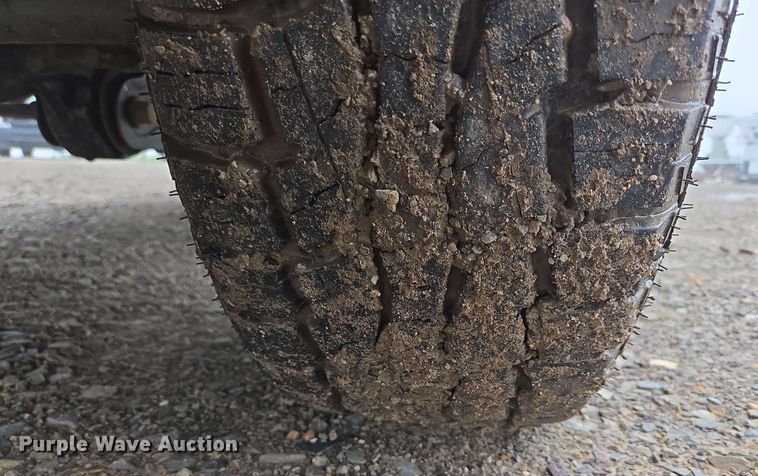 image for item DP6408 2011 Ford F250 Super Duty utility bed pickup truck