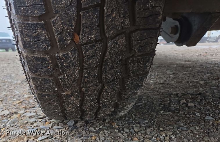 image for item DP6408 2011 Ford F250 Super Duty utility bed pickup truck