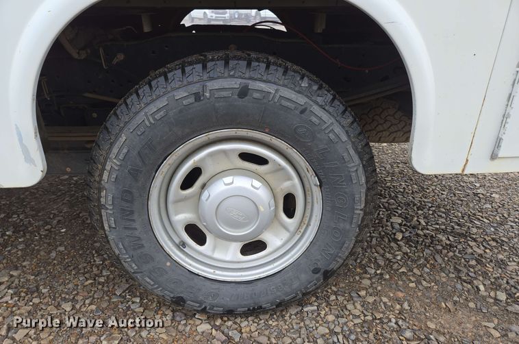 image for item DP6408 2011 Ford F250 Super Duty utility bed pickup truck