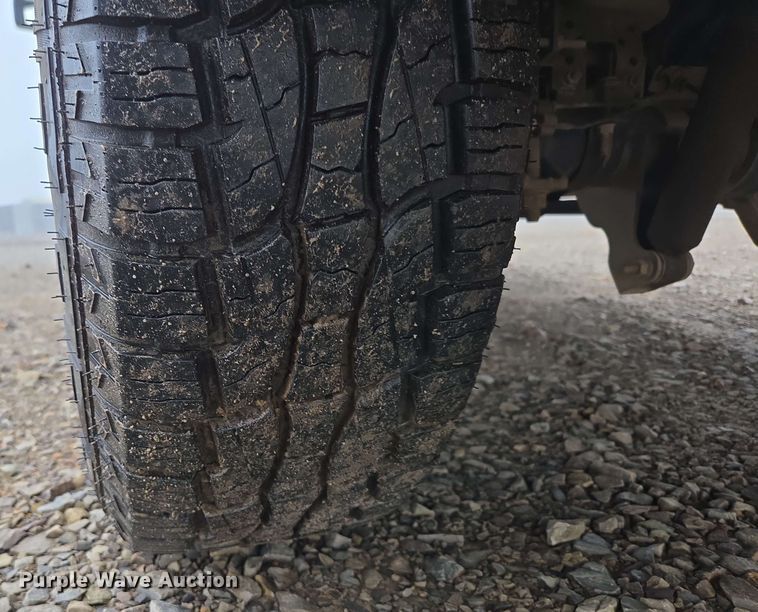 image for item DP6408 2011 Ford F250 Super Duty utility bed pickup truck