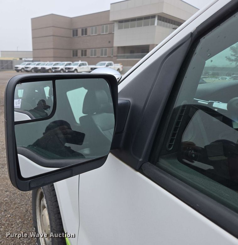 image for item DP6409 2014 Ford F150 SuperCab pickup truck