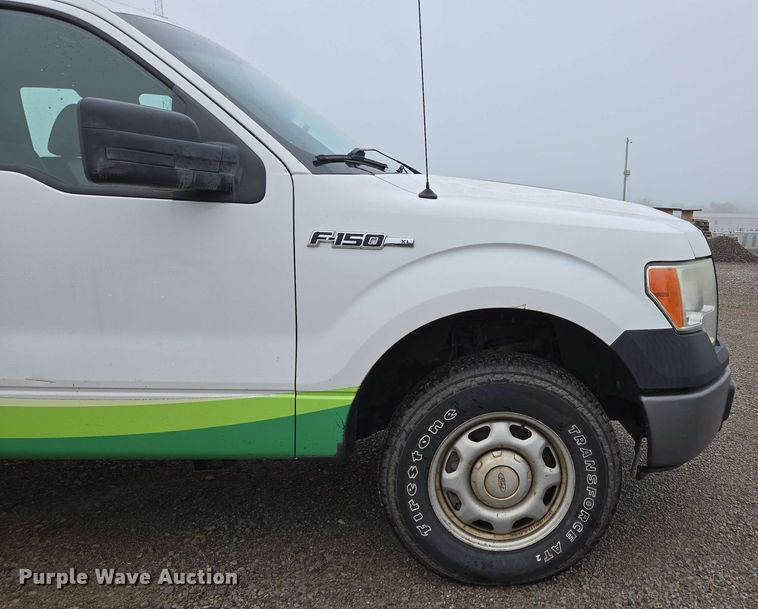 image for item DP6409 2014 Ford F150 SuperCab pickup truck