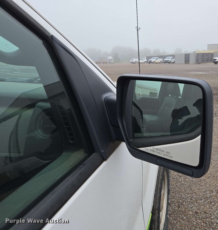 image for item DP6409 2014 Ford F150 SuperCab pickup truck