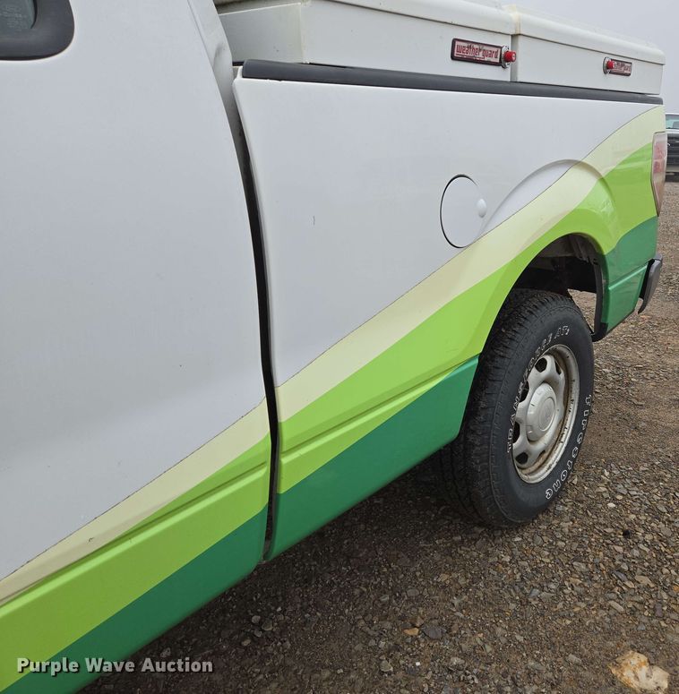 image for item DP6409 2014 Ford F150 SuperCab pickup truck