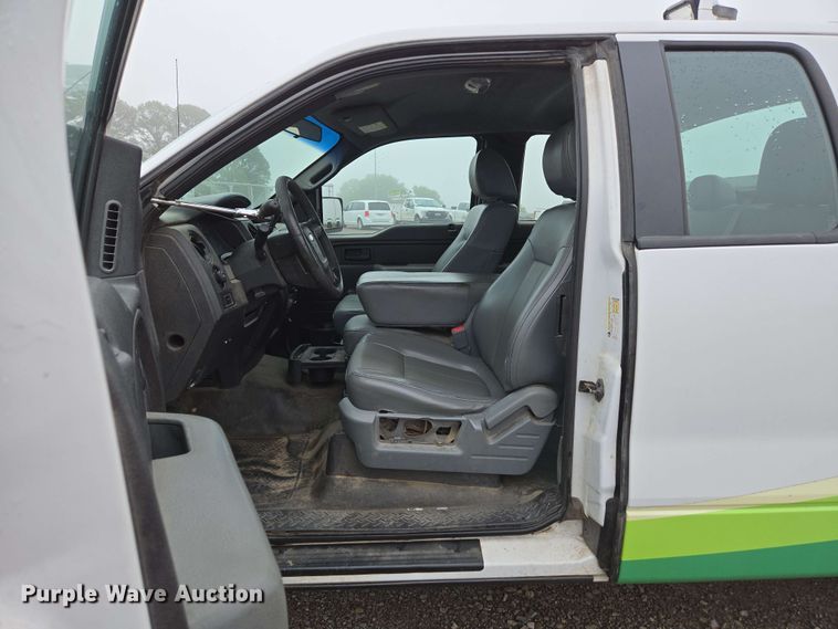 image for item DP6409 2014 Ford F150 SuperCab pickup truck