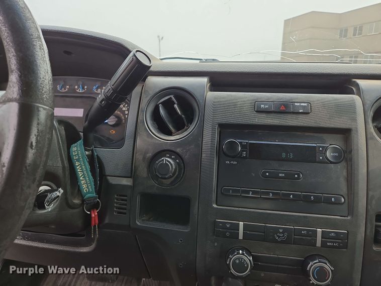 image for item DP6409 2014 Ford F150 SuperCab pickup truck