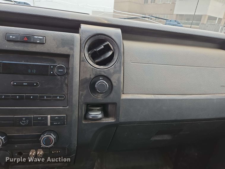 image for item DP6409 2014 Ford F150 SuperCab pickup truck