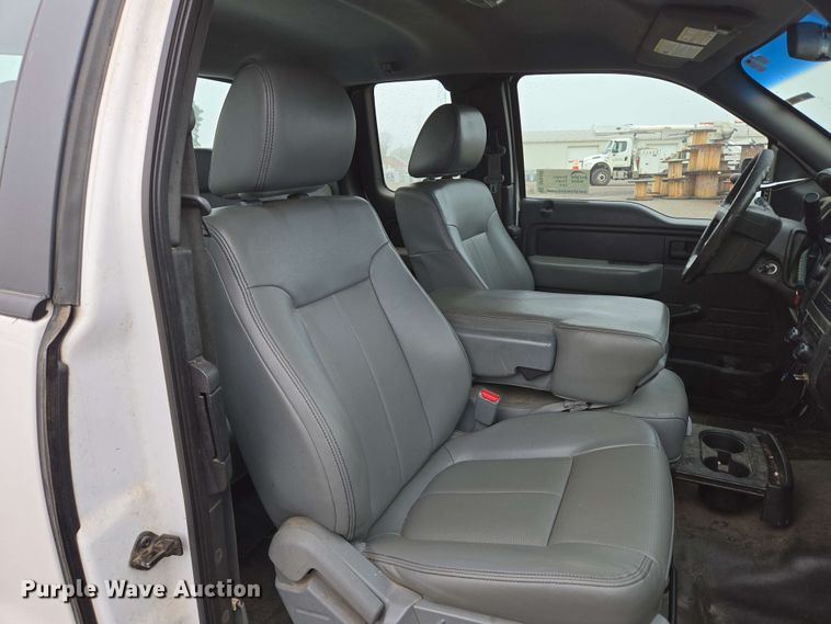 image for item DP6409 2014 Ford F150 SuperCab pickup truck