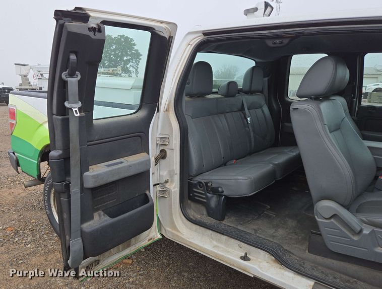 image for item DP6409 2014 Ford F150 SuperCab pickup truck