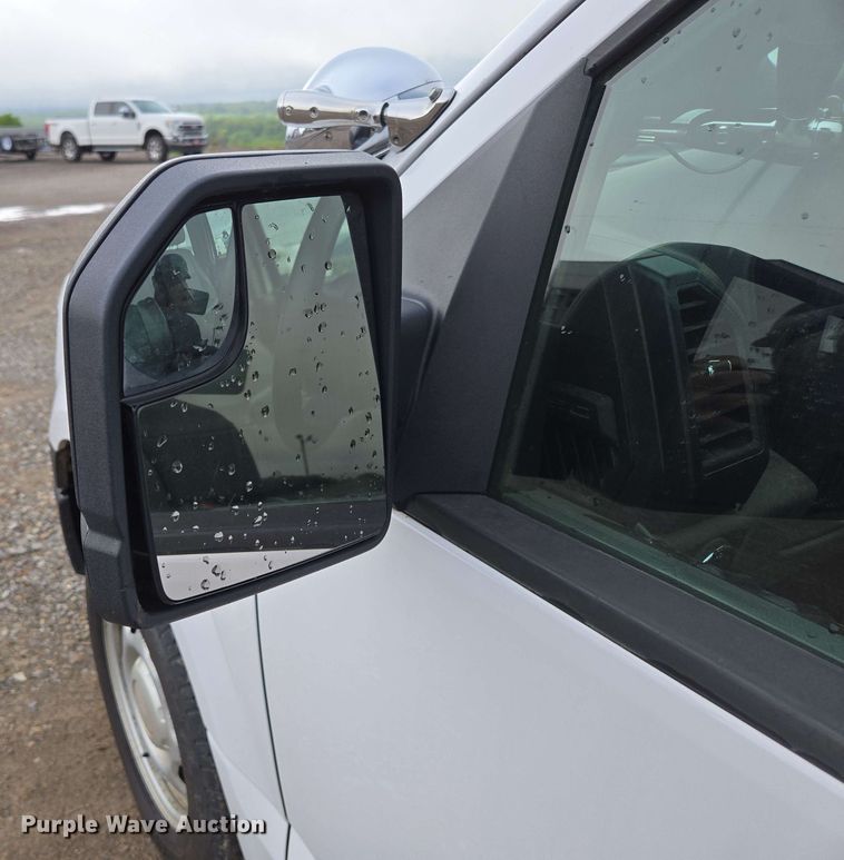 image for item DP6410 2016 Ford F150 XL SuperCab pickup truck