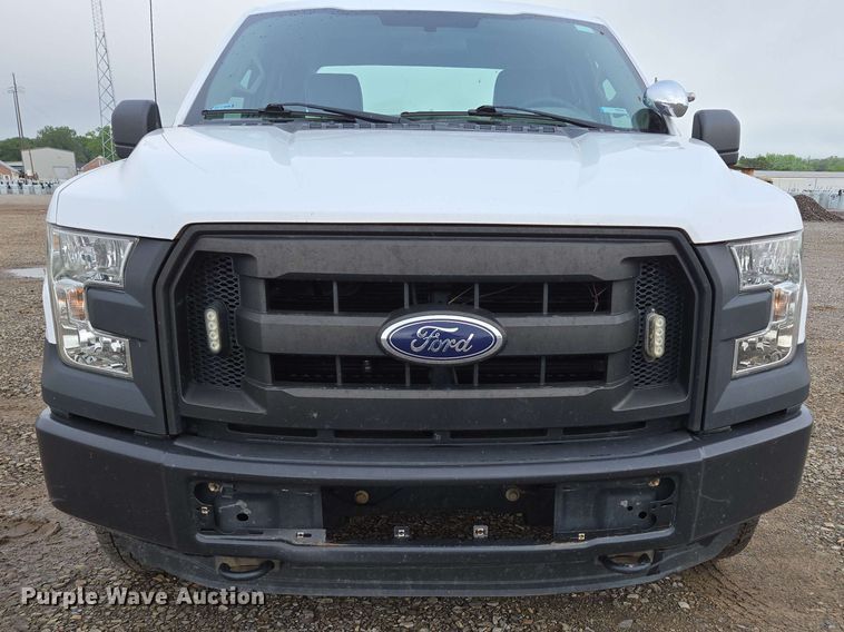 image for item DP6410 2016 Ford F150 XL SuperCab pickup truck