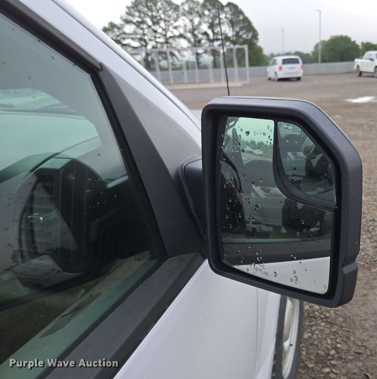 image for item DP6410 2016 Ford F150 XL SuperCab pickup truck