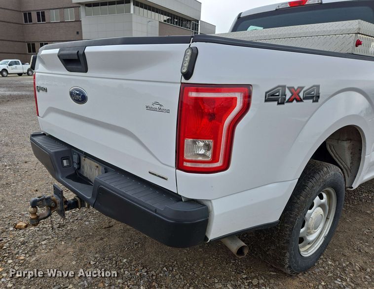 image for item DP6410 2016 Ford F150 XL SuperCab pickup truck