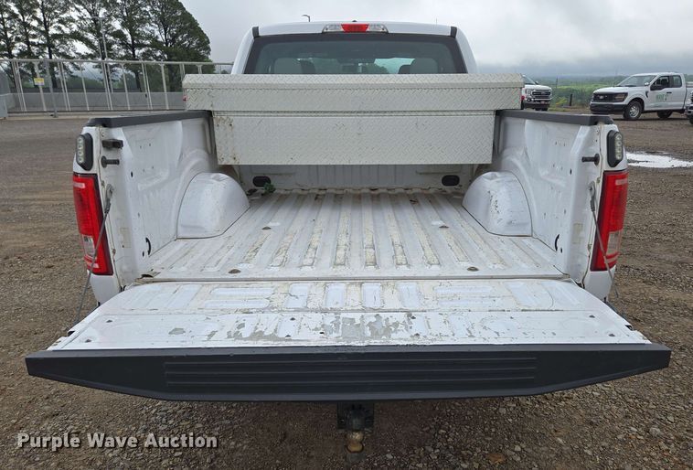 image for item DP6410 2016 Ford F150 XL SuperCab pickup truck