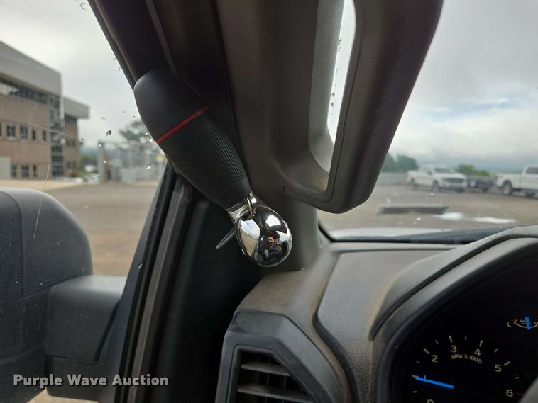 image for item DP6410 2016 Ford F150 XL SuperCab pickup truck