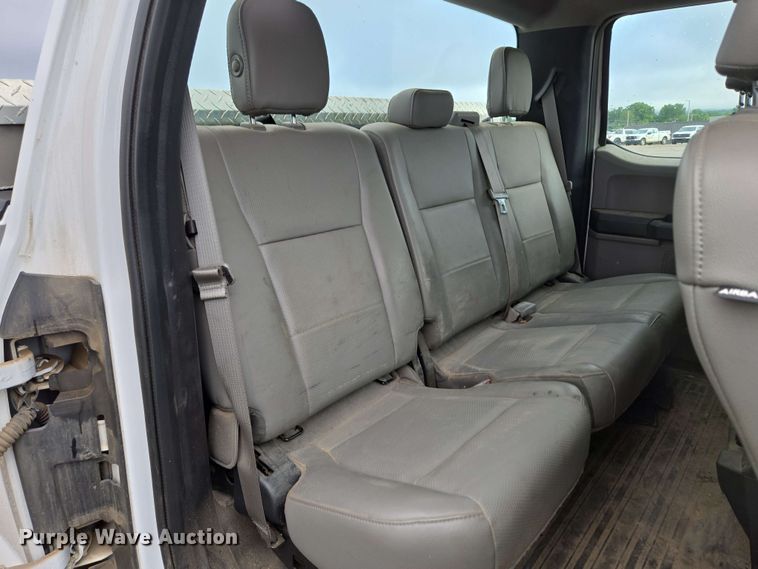 image for item DP6410 2016 Ford F150 XL SuperCab pickup truck