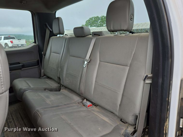 image for item DP6410 2016 Ford F150 XL SuperCab pickup truck