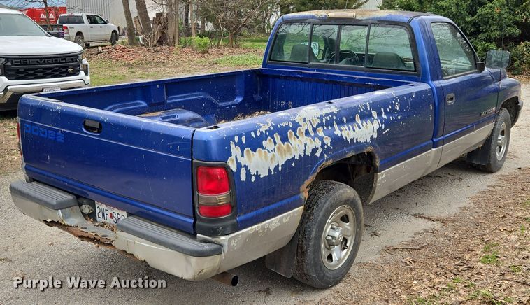 image for item DP6679 1994 Dodge Ram 1500 pickup truck