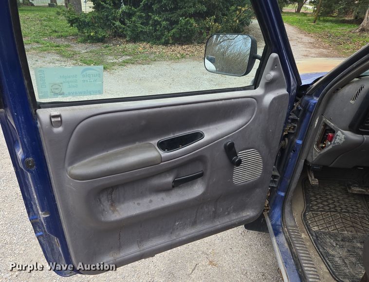 image for item DP6679 1994 Dodge Ram 1500 pickup truck