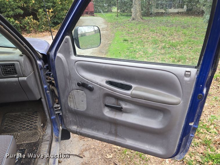 image for item DP6679 1994 Dodge Ram 1500 pickup truck
