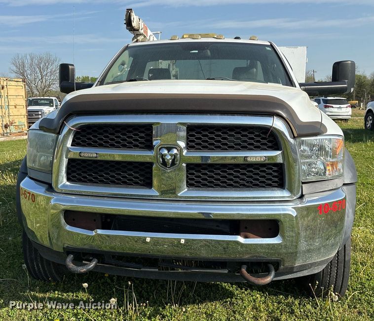 image for item DS3666 2014 Dodge Ram 5500HD utility / service truck