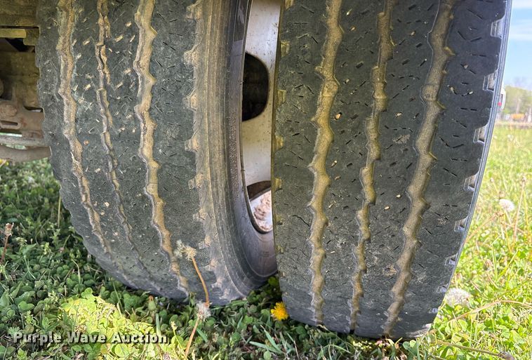 image for item DS3666 2014 Dodge Ram 5500HD utility / service truck