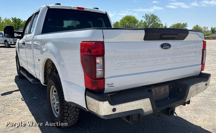 image for item DS3694 2020 Ford F250 Super Duty SuperCab pickup truck