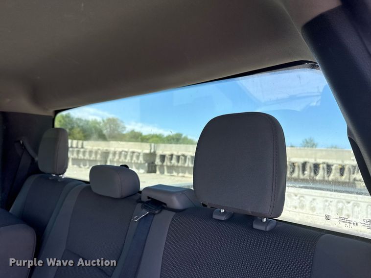 image for item DS3694 2020 Ford F250 Super Duty SuperCab pickup truck