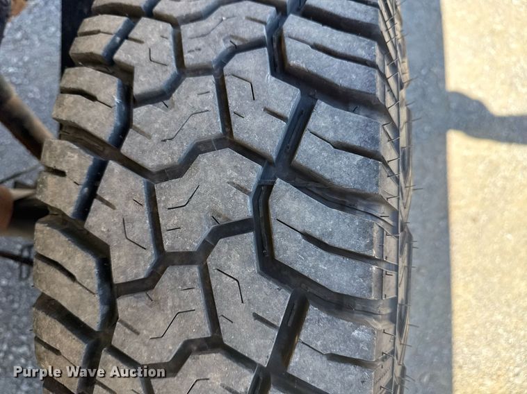 image for item DS3694 2020 Ford F250 Super Duty SuperCab pickup truck