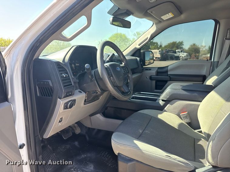 image for item DS3701 2020 Ford F150 SuperCrew pickup truck