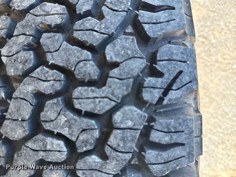 image for item DS3701 2020 Ford F150 SuperCrew pickup truck