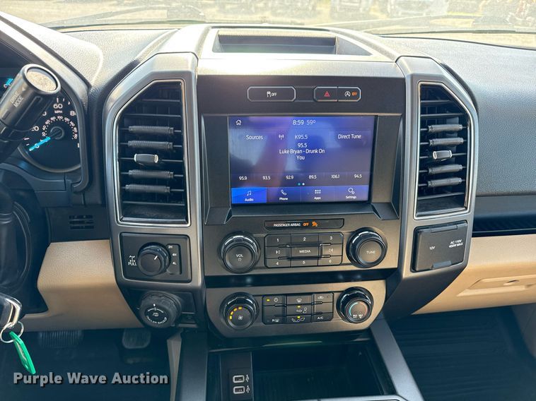 image for item DS3702 2020 Ford F150 SuperCrew pickup truck