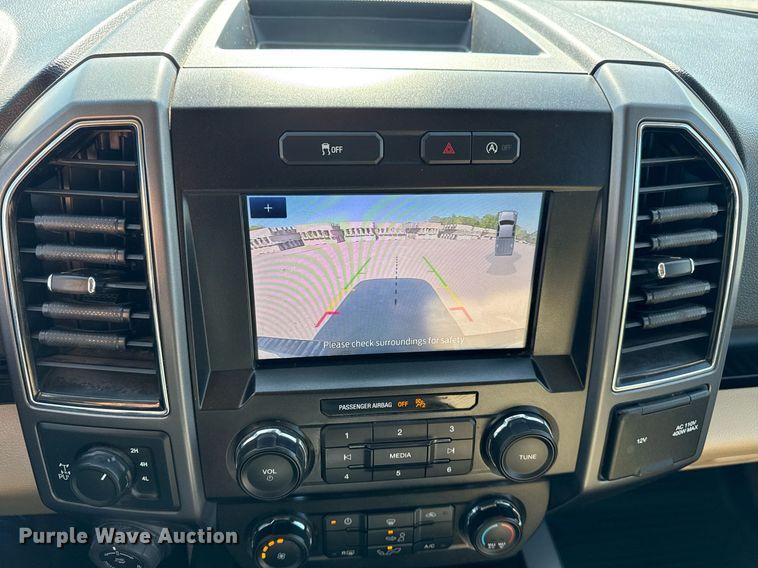 image for item DS3702 2020 Ford F150 SuperCrew pickup truck