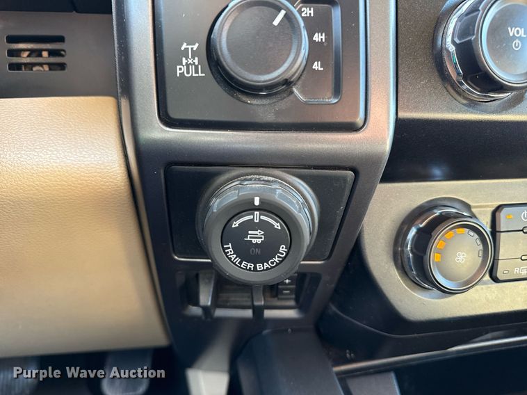 image for item DS3702 2020 Ford F150 SuperCrew pickup truck