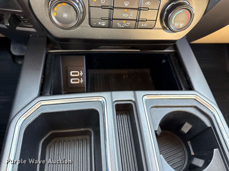 image for item DS3702 2020 Ford F150 SuperCrew pickup truck