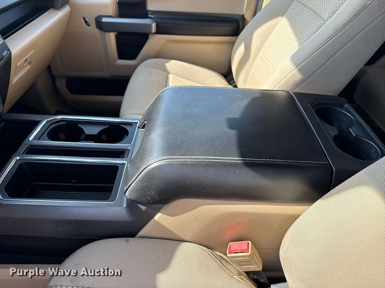 image for item DS3702 2020 Ford F150 SuperCrew pickup truck