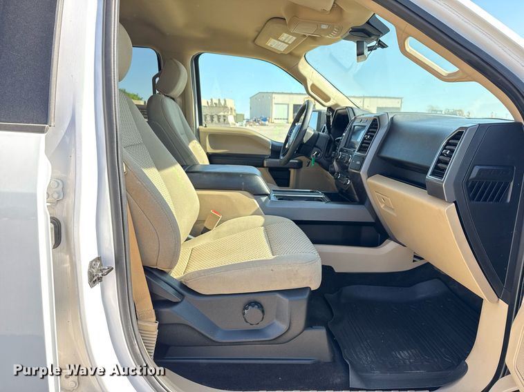 image for item DS3702 2020 Ford F150 SuperCrew pickup truck