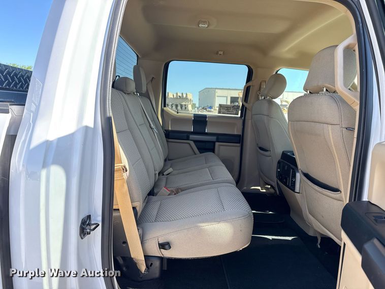 image for item DS3702 2020 Ford F150 SuperCrew pickup truck