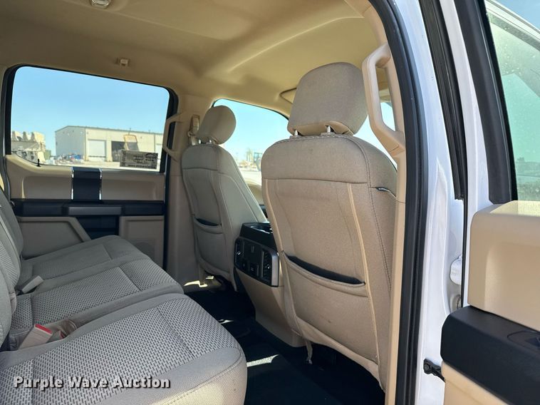 image for item DS3702 2020 Ford F150 SuperCrew pickup truck