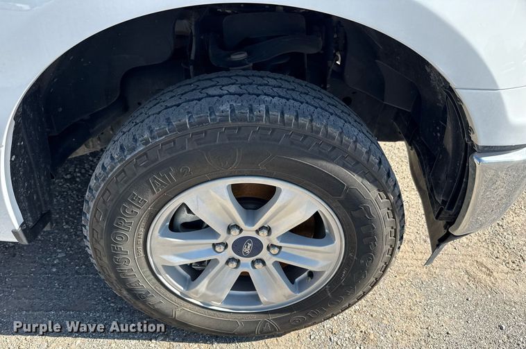 image for item DS3702 2020 Ford F150 SuperCrew pickup truck