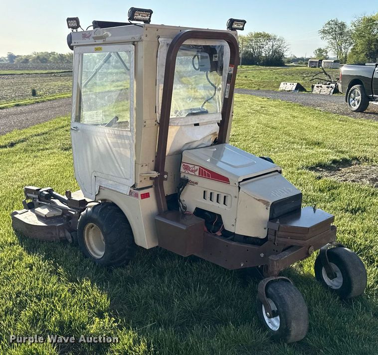 image for item DS4283 Grasshopper 932G2 ZTR lawn mower