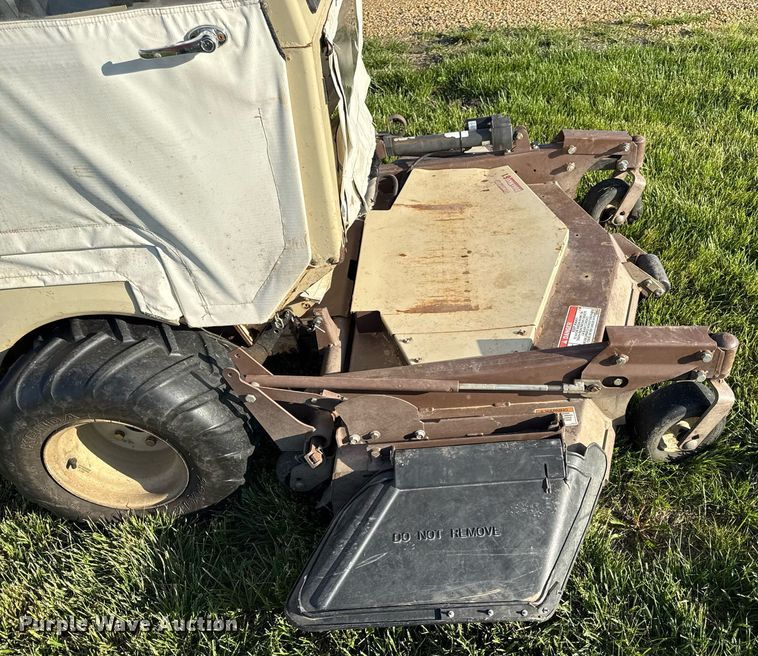 image for item DS4283 Grasshopper 932G2 ZTR lawn mower