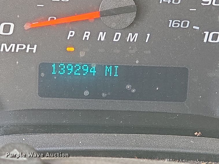 image for item DT4825 2017 Chevrolet Express 2500 van