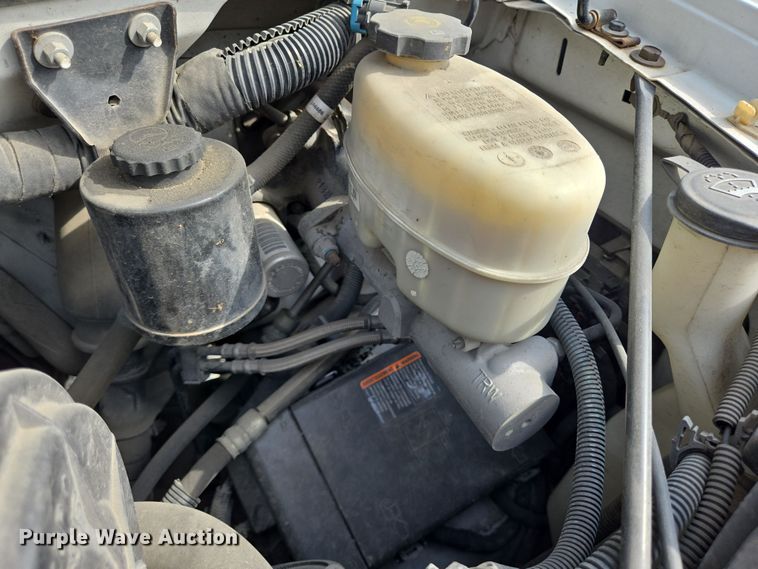 image for item DT4825 2017 Chevrolet Express 2500 van