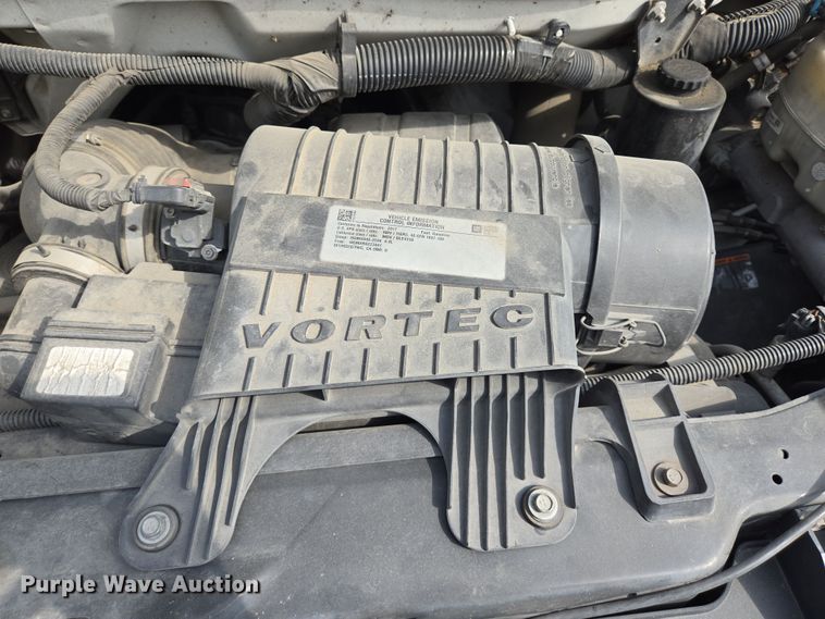 image for item DT4825 2017 Chevrolet Express 2500 van